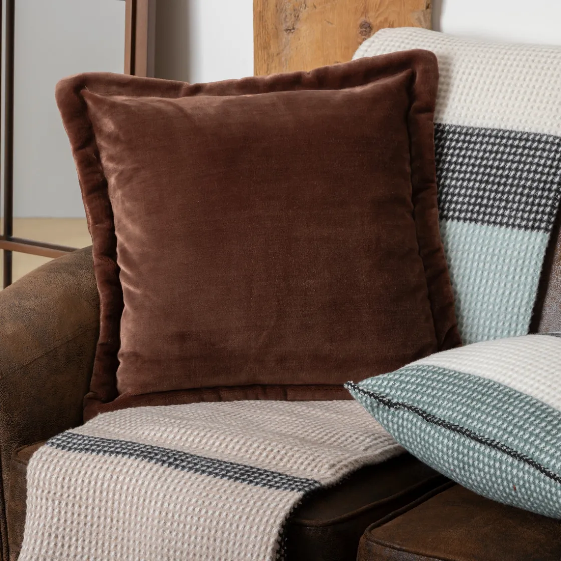 ATMOSPHERA Coussin flanelle "Cuddly" New